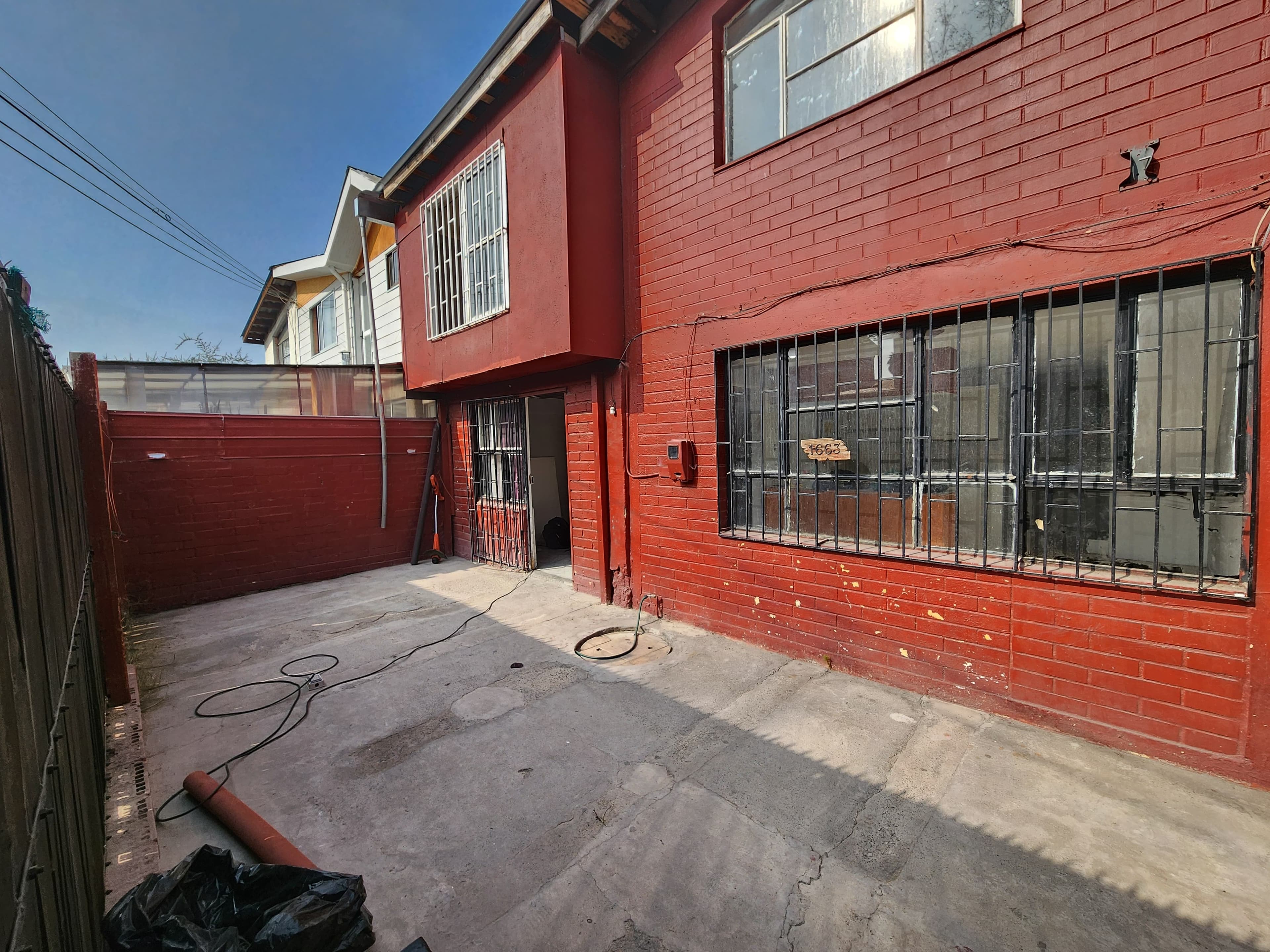 Casa en Venta en La Florida | 2 Pisos, 3 Dormitorios y Excelente Conectividad